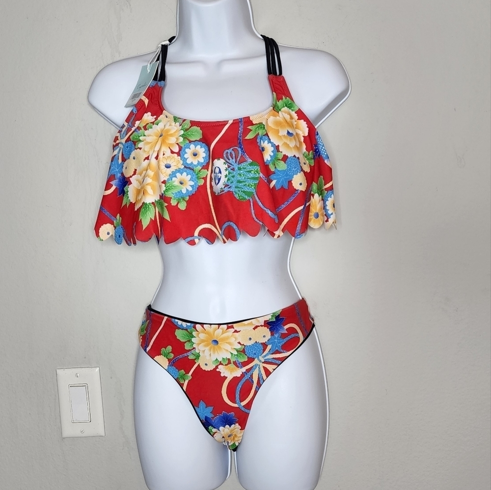 NWT Cupshe Bikini Set Red Yellow‎ Blue Floral Scalloped Size Medium